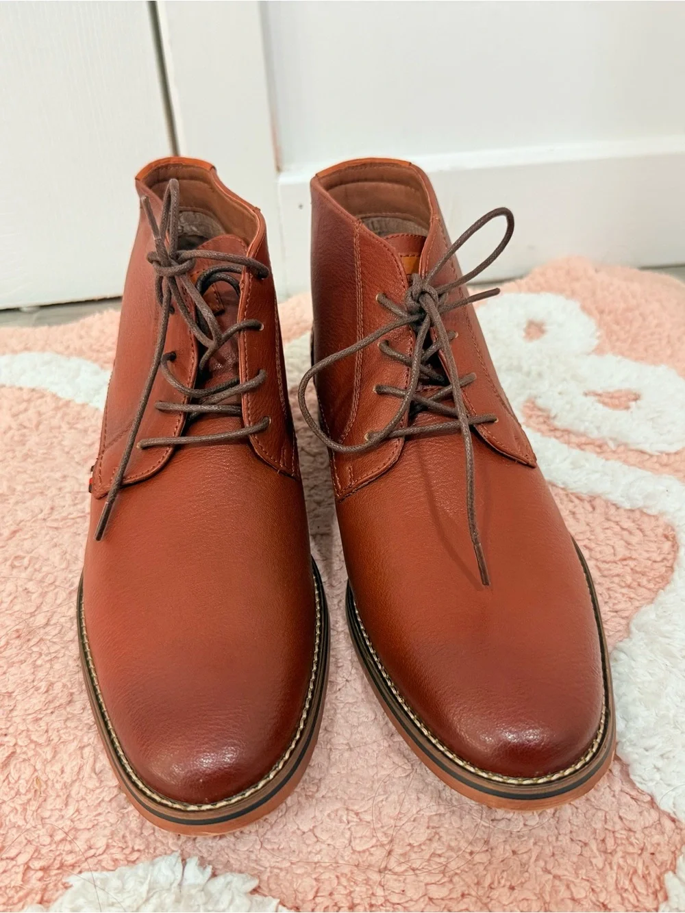 Tommy Hilfiger Men's Leather Chukka Boots in Cognac Brown